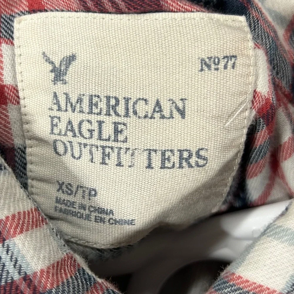 American Eagle Outfitters Men's XS Flannel Shirt Plaid Red White Blue Soft‎